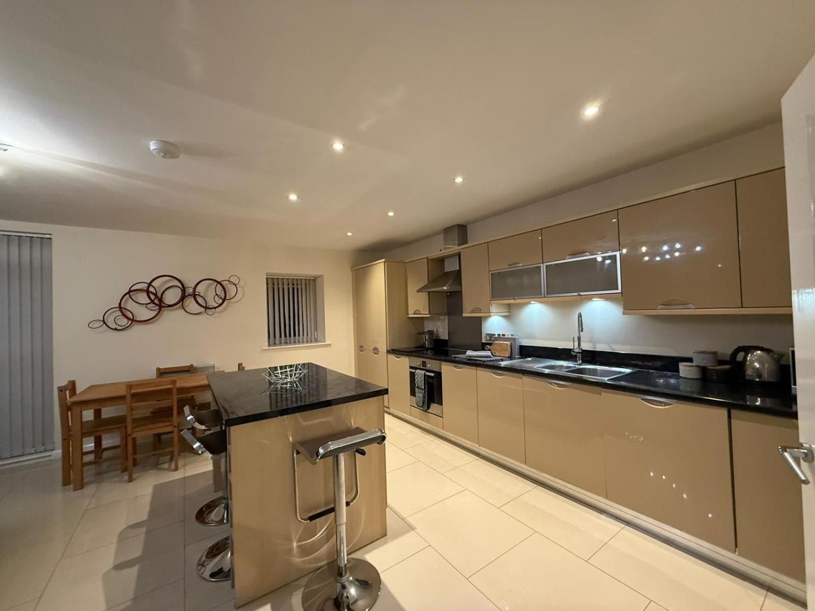 Solihull Centre Apartments Luaran gambar